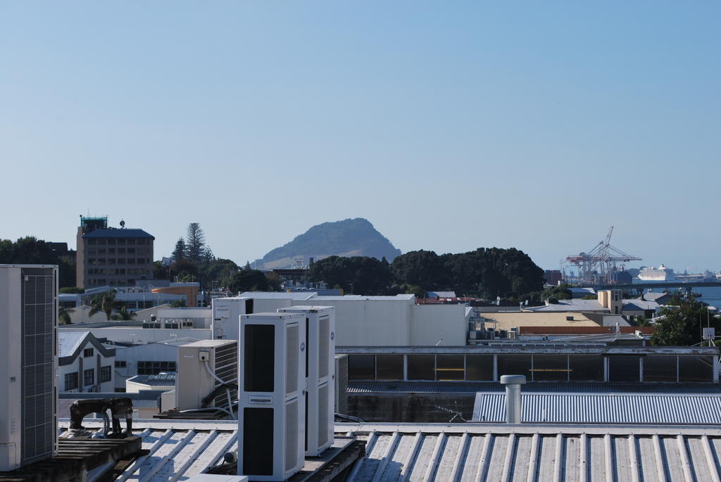 Loft 109 Backpackers Hostel Tauranga Exterior photo